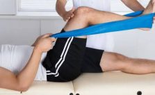 5 Ways Physiotherapy Helps Relieve Knee Pain